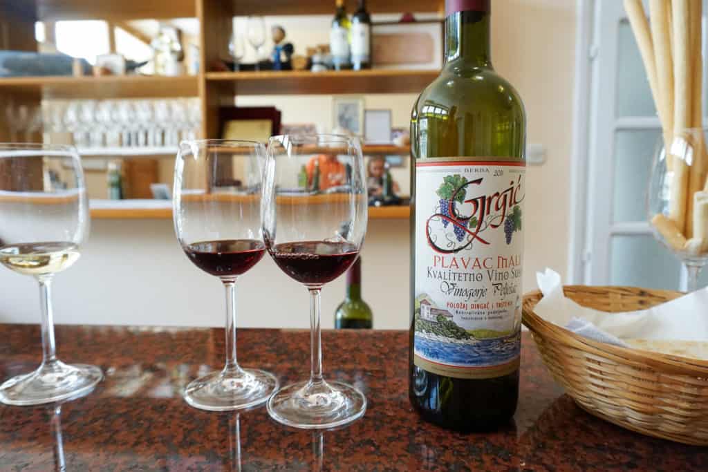 A traditional Croatian cooking class with Peka and a wine tour of dalmatian wineries on the Peljesac Peninsula. A perfect Dubrovnik day trip in Croatia